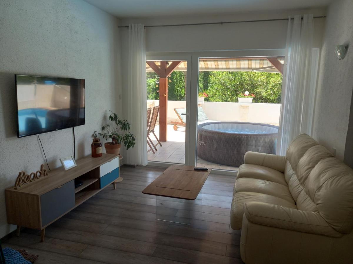 רייקה Vila Brig 108 - Private Swimming Pool And Jacuzzi מראה חיצוני תמונה